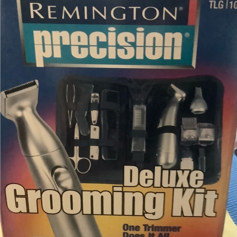 Remington Precision Deluxe Grooming Kit - Silver
